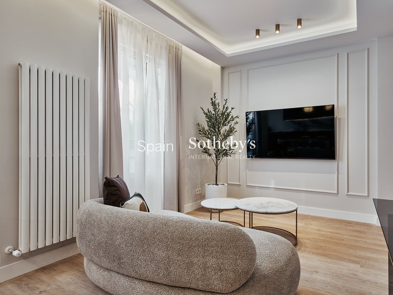 Apartment for Sale in Madrid, Madrid 3