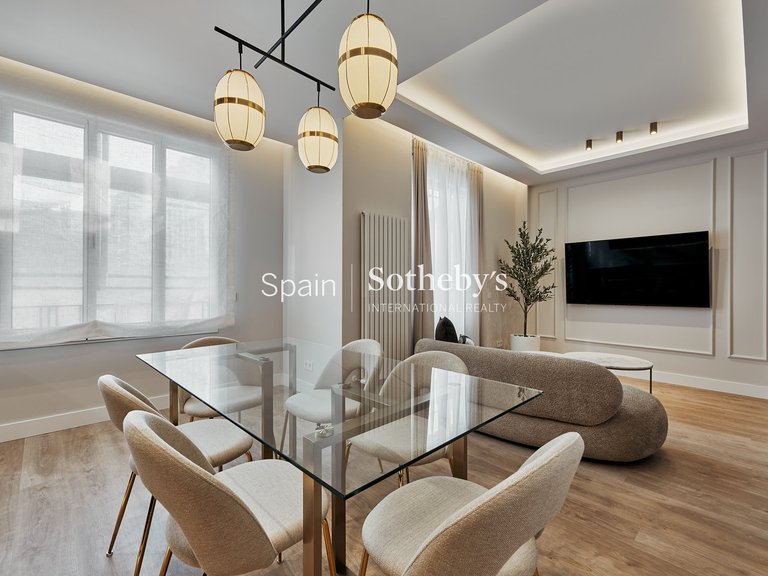 Apartment for Sale in Madrid, Madrid 6