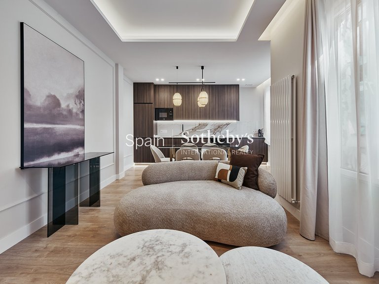 Apartment for Sale in Madrid, Madrid 2