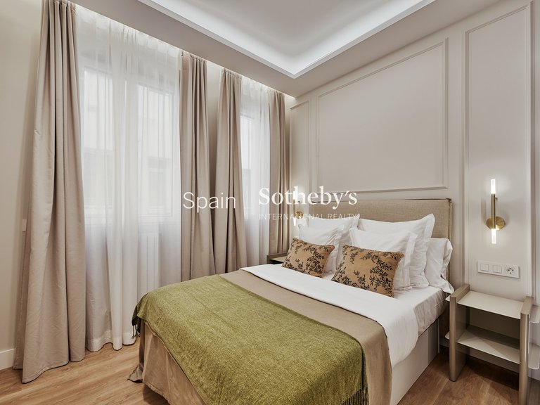 Apartment for Sale in Madrid, Madrid 21