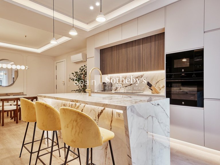 Apartment for Sale in Madrid, Madrid 12