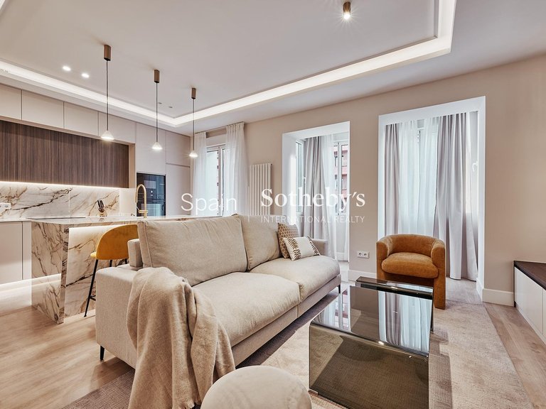 Apartment for Sale in Madrid, Madrid 2