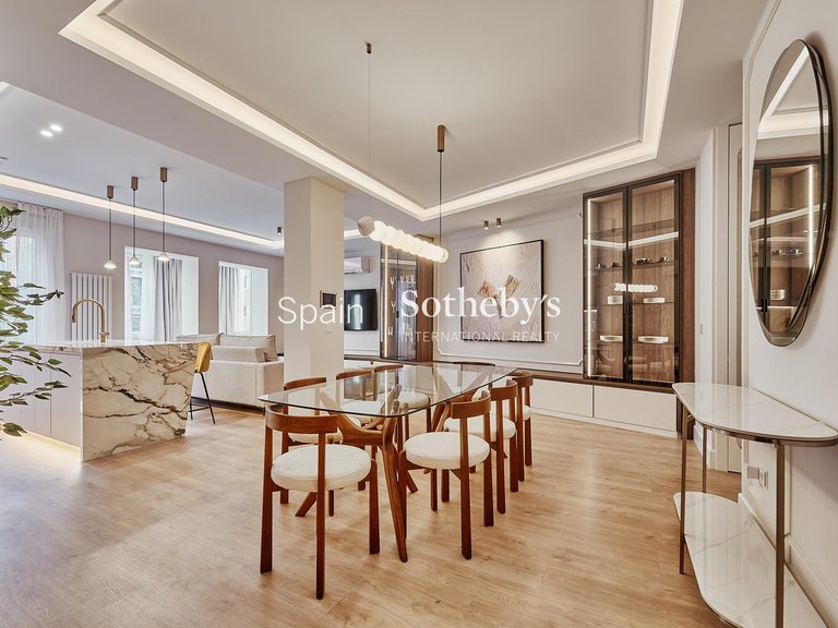 Apartment for Sale in Madrid, Madrid 8