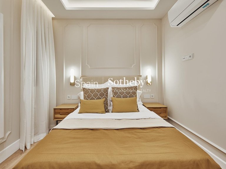 Apartment for Sale in Madrid, Madrid 17