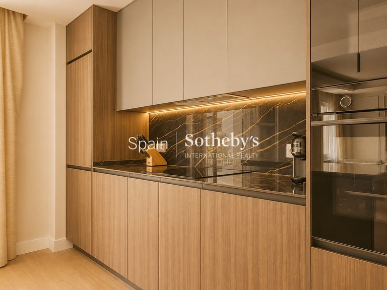 Apartment for Sale in Madrid, Madrid 11