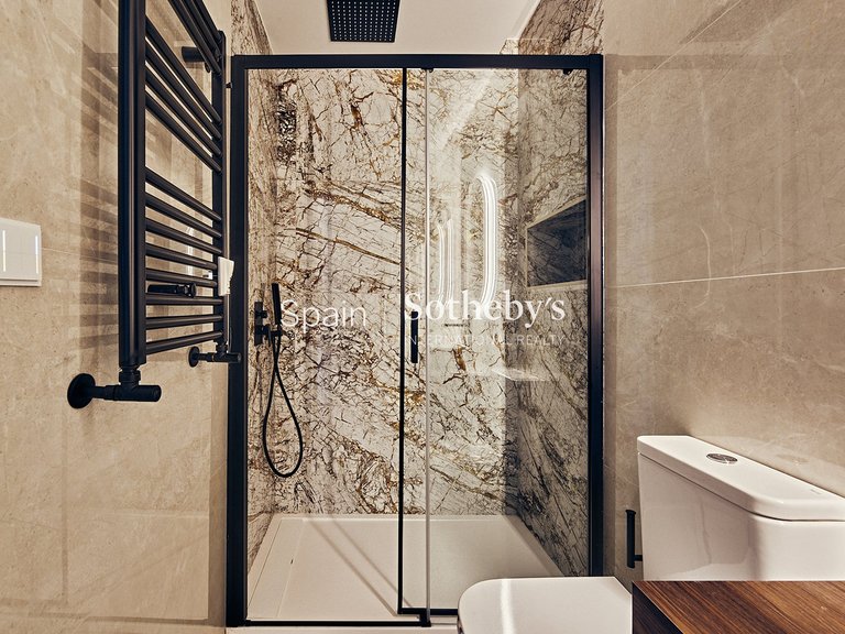 Apartment for Sale in Madrid, Madrid 24
