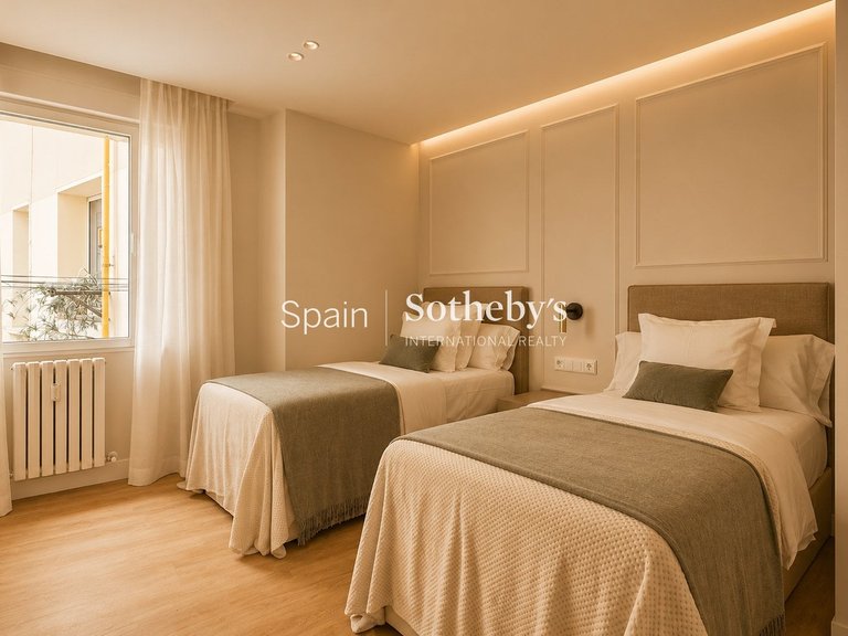 Apartment for Sale in Madrid, Madrid 16