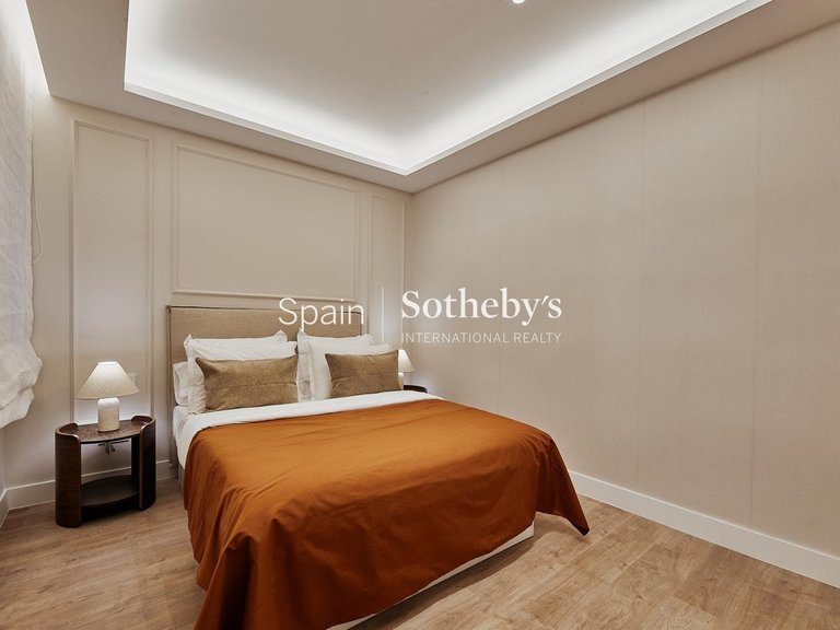 Apartment for Sale in Madrid, Madrid 17