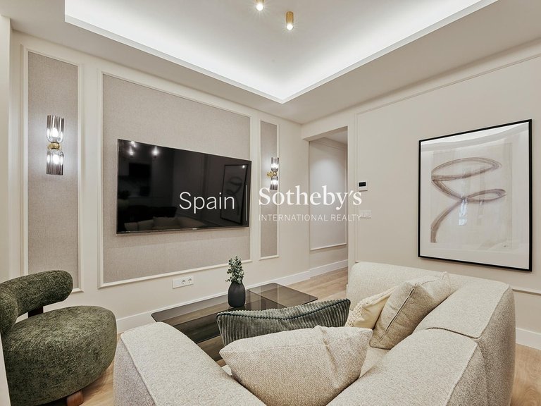 Apartment for Sale in Madrid, Madrid 5