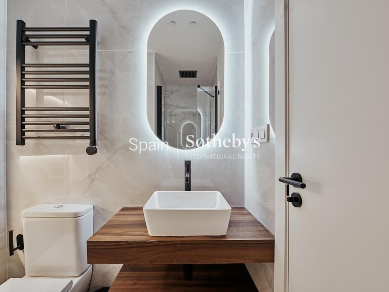 Apartment for Sale in Madrid, Madrid 20