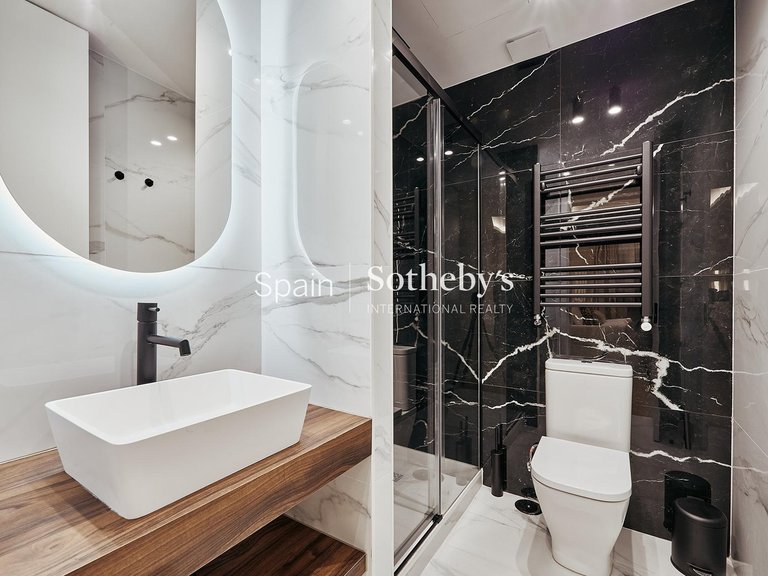 Apartment for Sale in Madrid, Madrid 13