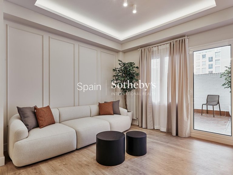 Apartment for Sale in Madrid, Madrid 2