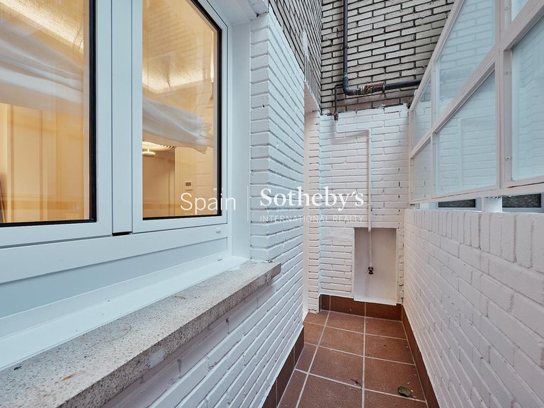 Apartment for Sale in Madrid, Madrid 16