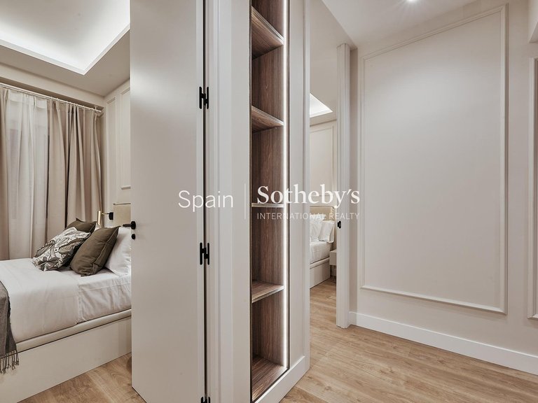 Apartment for Sale in Madrid, Madrid 11