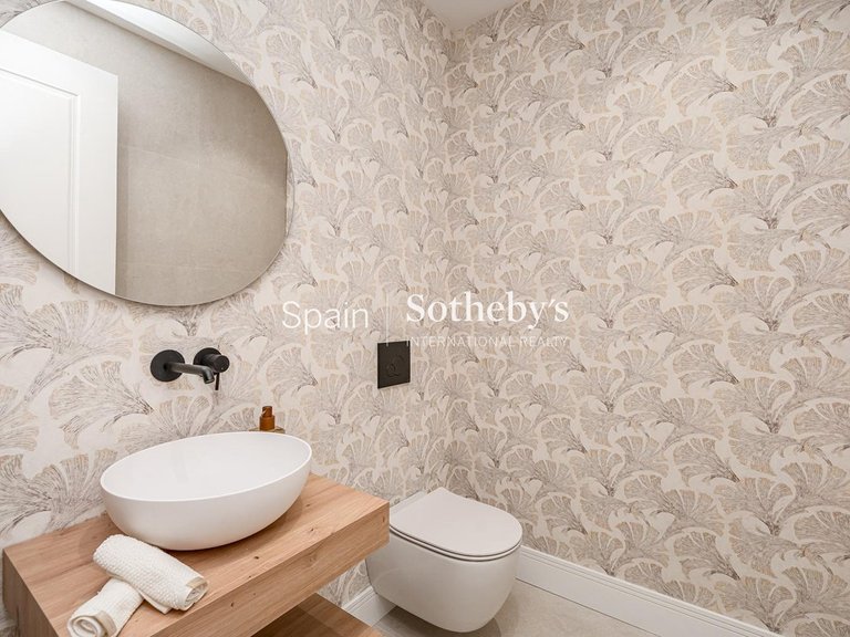 Apartment for Sale in Madrid, Madrid 13