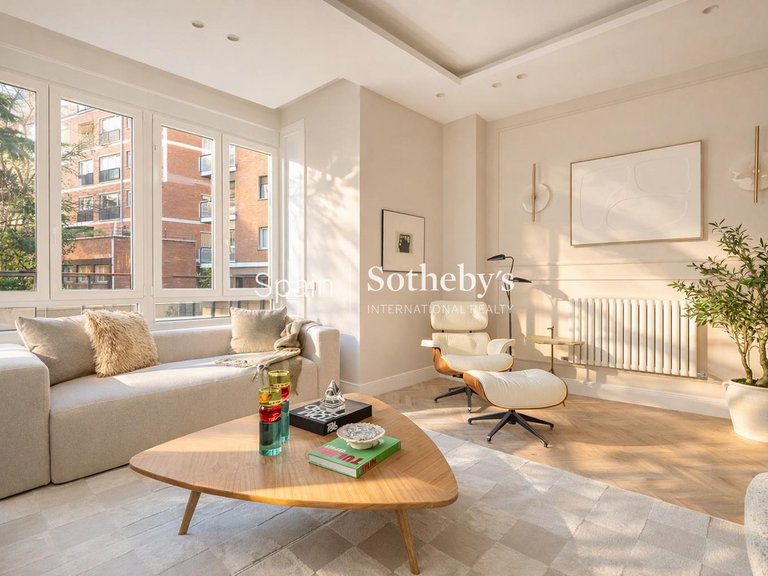 Apartment for Sale in Madrid, Madrid 2