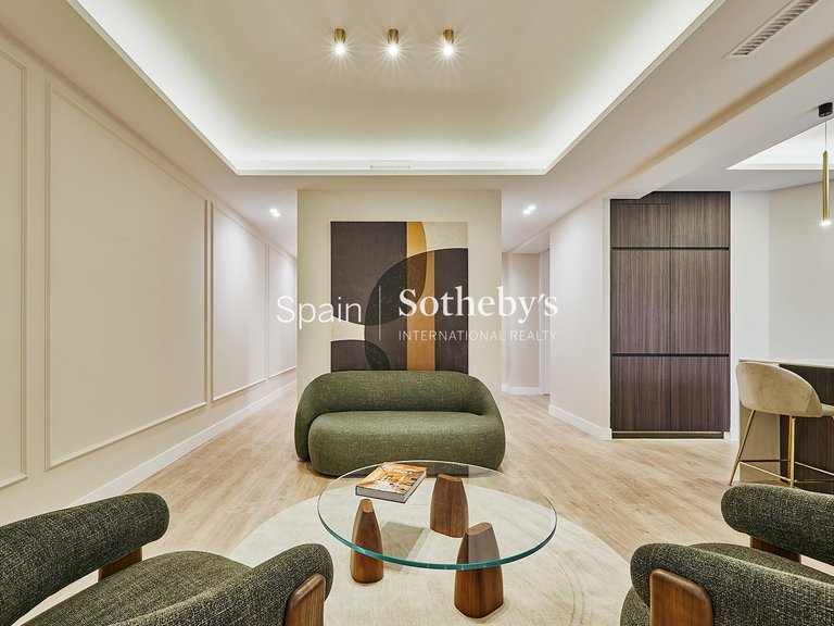 Apartment for Sale in Madrid, Madrid 5