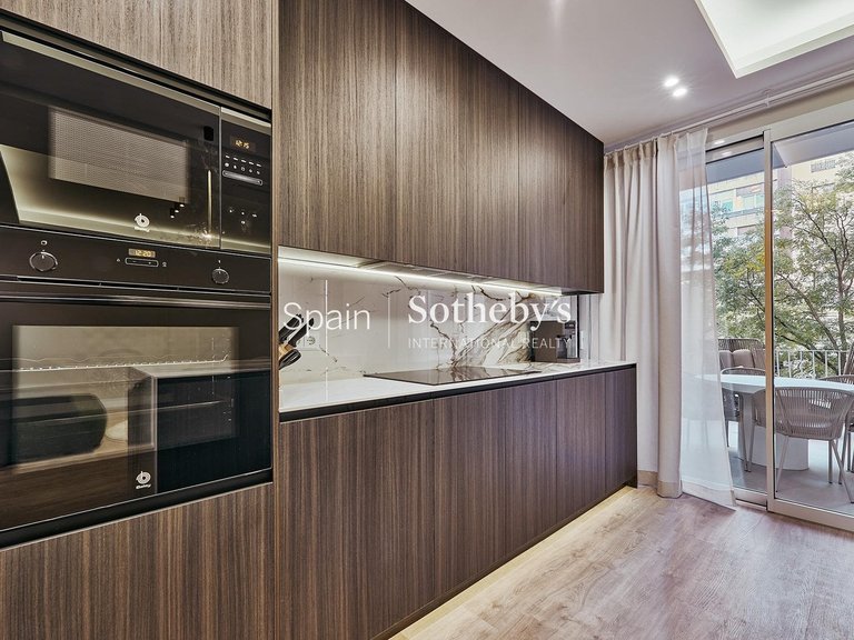 Apartment for Sale in Madrid, Madrid 16