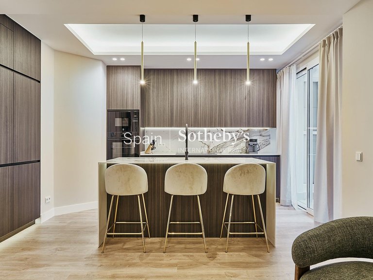 Apartment for Sale in Madrid, Madrid 6