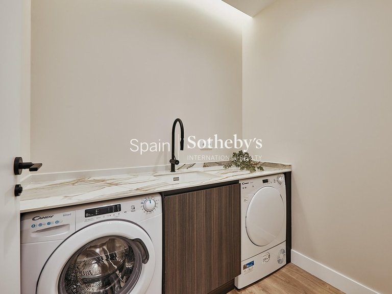 Apartment for Sale in Madrid, Madrid 29