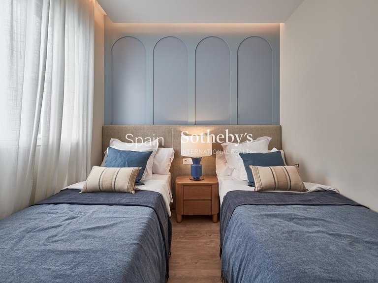 Apartment for Sale in Madrid, Madrid 13