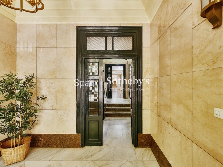 Apartment for Sale in Madrid, Madrid 17