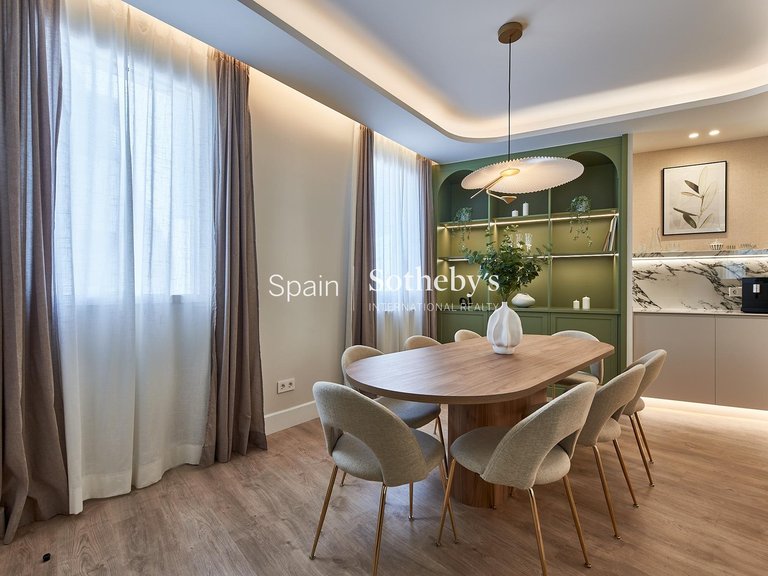 Apartment for Sale in Madrid, Madrid 5