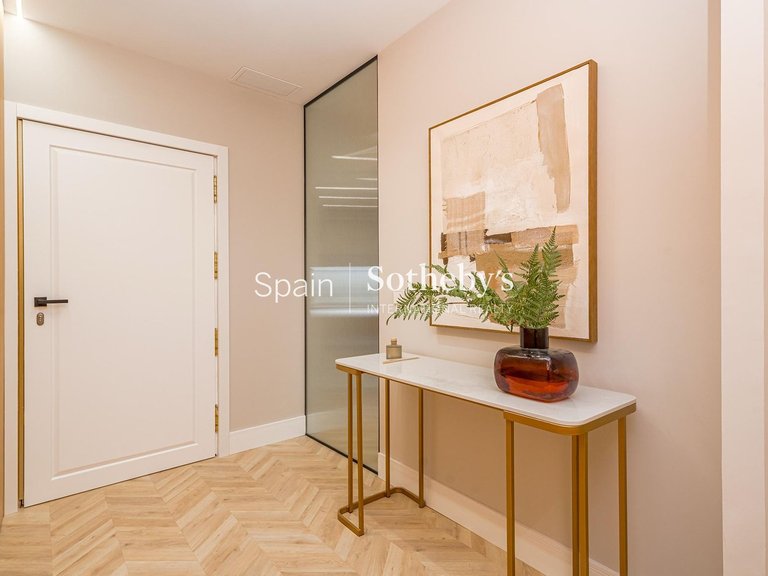 Apartment for Sale in Madrid, Madrid 6