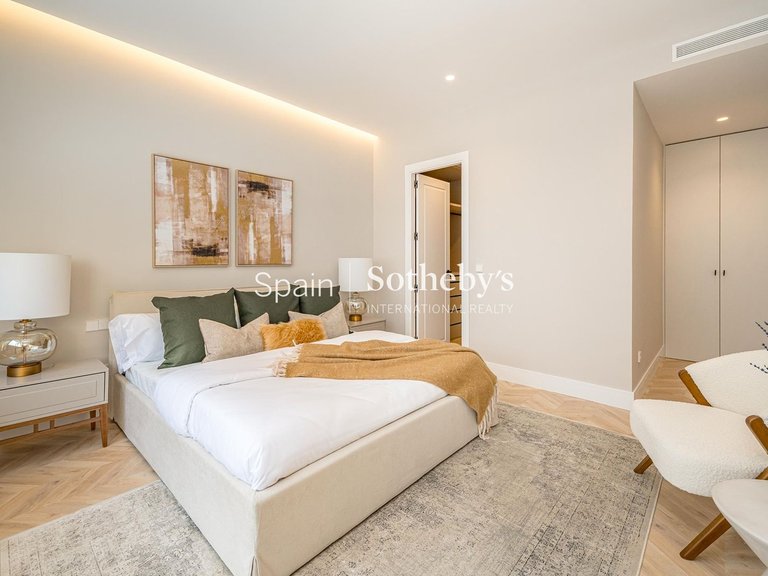 Apartment for Sale in Madrid, Madrid 7
