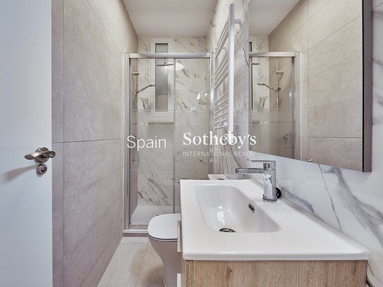 Apartment for Sale in Madrid, Madrid 19