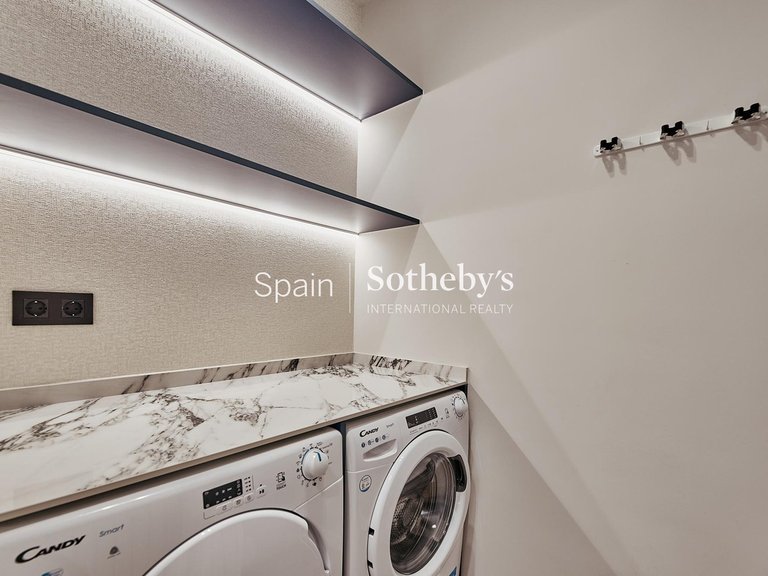 Apartment for Sale in Madrid, Madrid 26