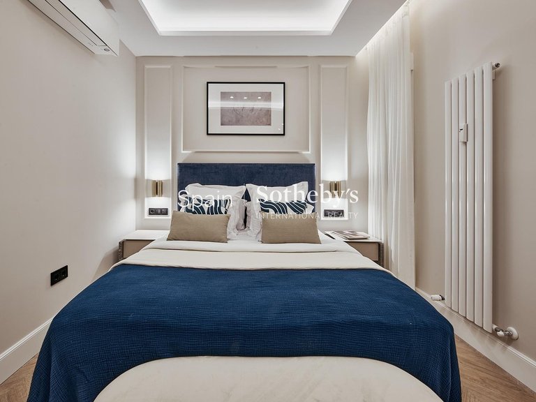 Apartment for Sale in Madrid, Madrid 11