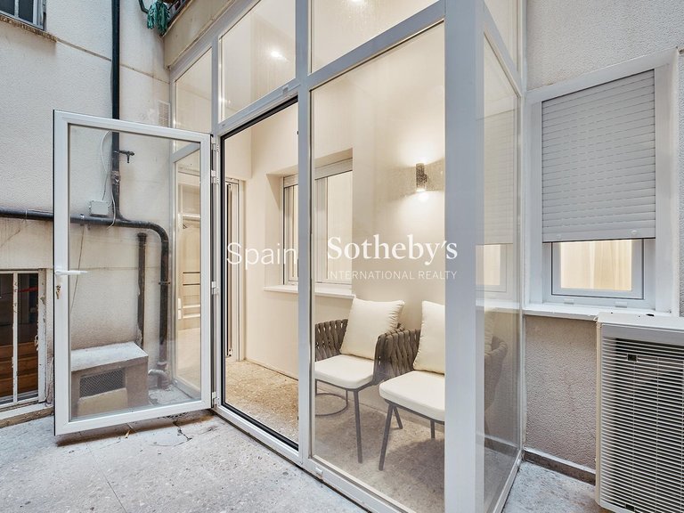 Apartment for Sale in Madrid, Madrid 27