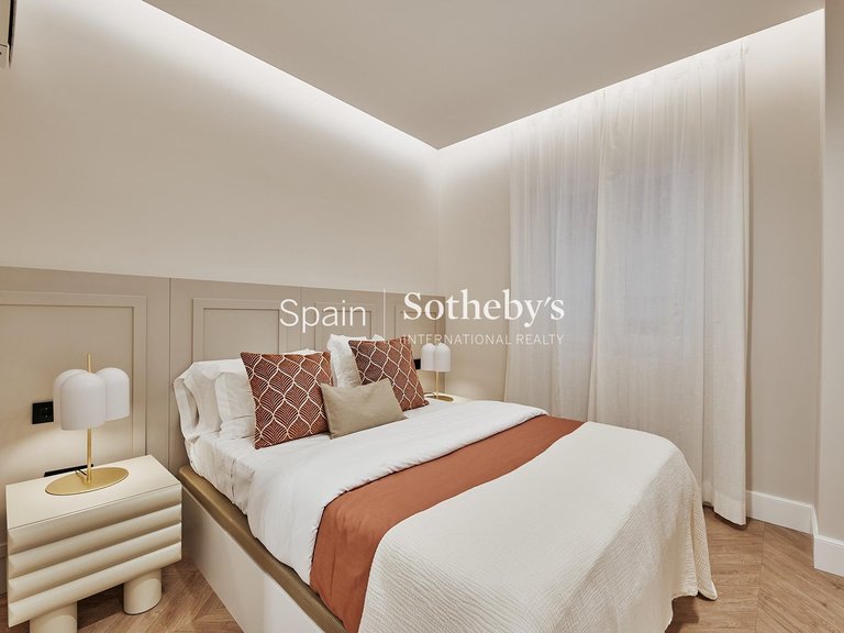 Apartment for Sale in Madrid, Madrid 17