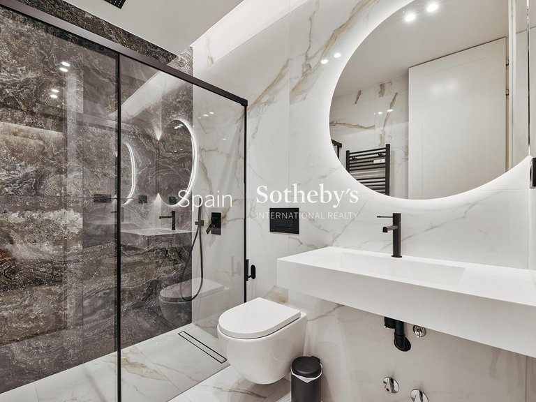 Apartment for Sale in Madrid, Madrid 19