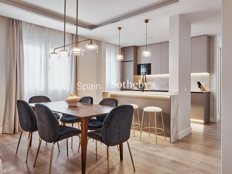 Apartment for Sale in Madrid, Madrid 9