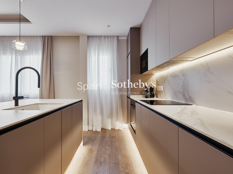 Apartment for Sale in Madrid, Madrid 10
