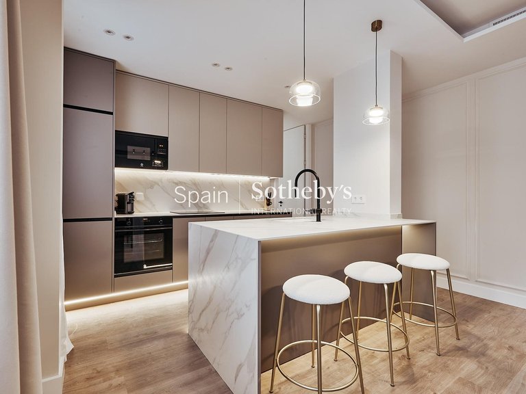 Apartment for Sale in Madrid, Madrid 7