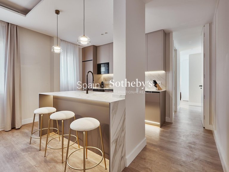 Apartment for Sale in Madrid, Madrid 6