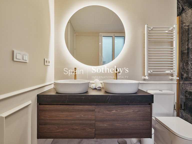 Apartment for Sale in Madrid, Madrid 28