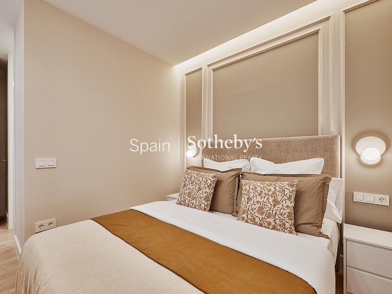 Apartment for Sale in Madrid, Madrid 24