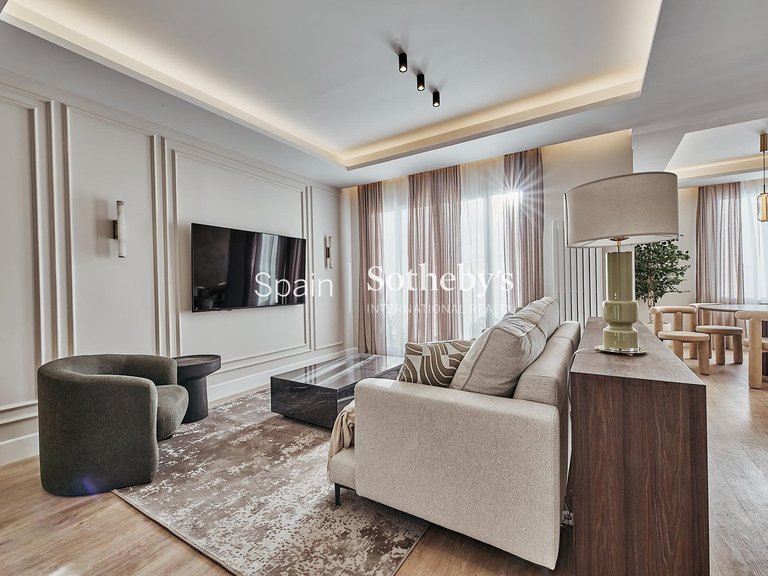 Apartment for Sale in Madrid, Madrid 16
