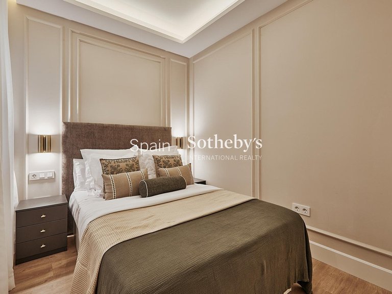 Apartment for Sale in Madrid, Madrid 22