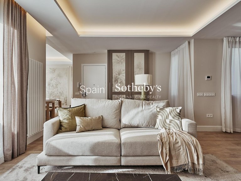 Apartment for Sale in Madrid, Madrid 14