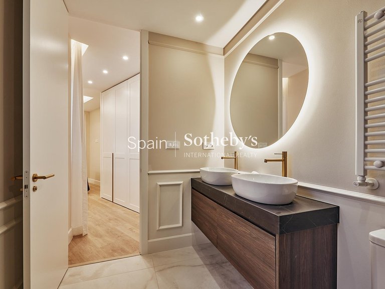 Apartment for Sale in Madrid, Madrid 45