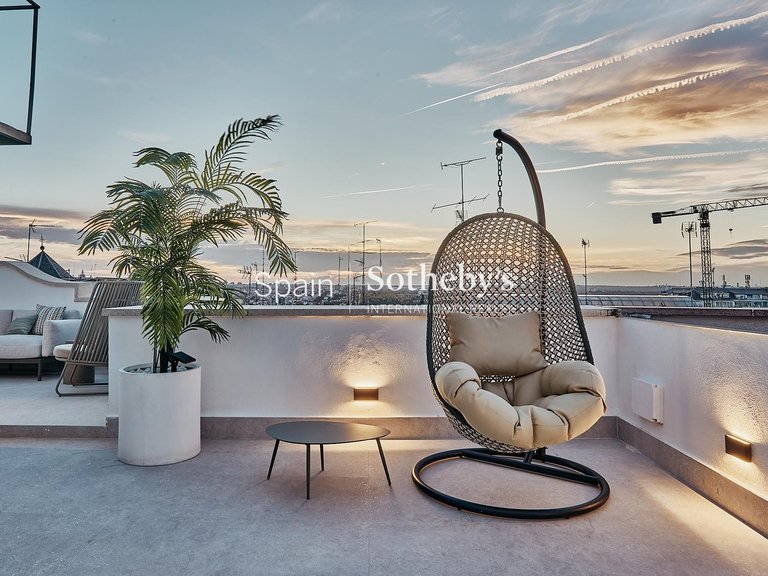 Apartment for Sale in Madrid, Madrid 40
