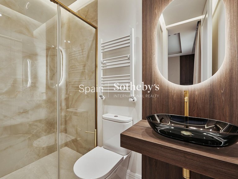 Apartment for Sale in Madrid, Madrid 28