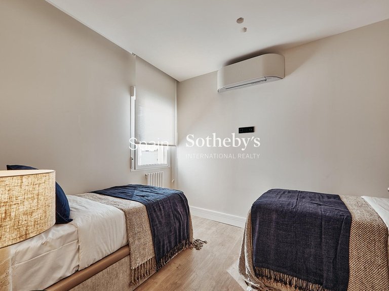 Apartment for Sale in Madrid, Madrid 19