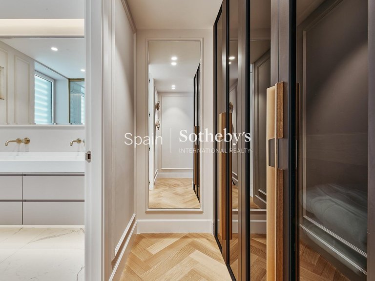 Apartment for Sale in Madrid, Madrid 25