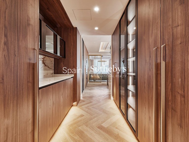 Apartment for Sale in Madrid, Madrid 22
